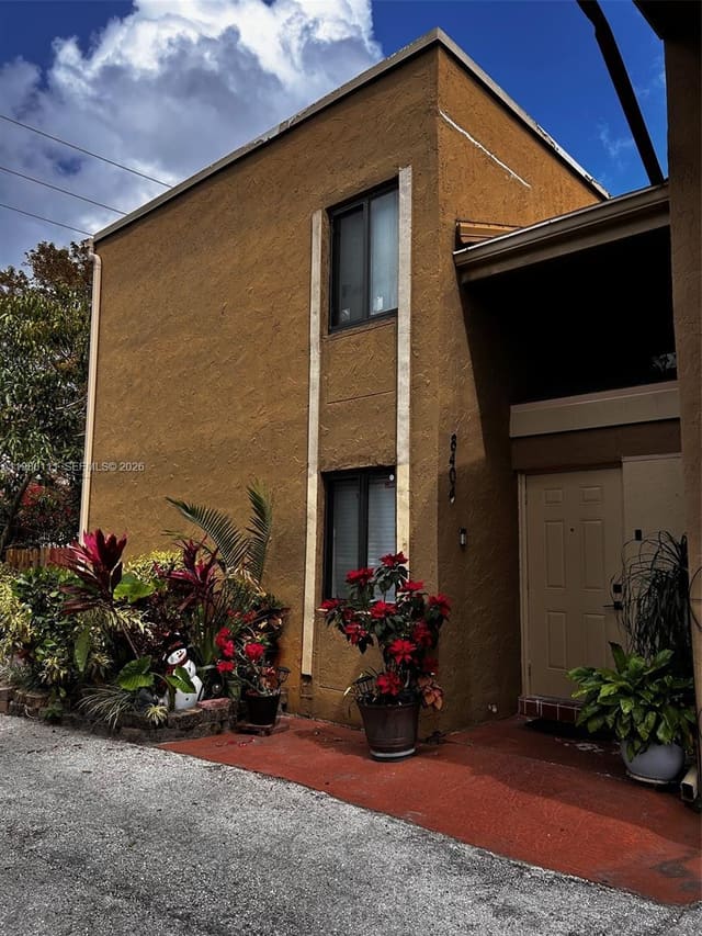 8404 N Missionwood Circle, sold in Missionwood At Miramar Co, Miramar, FL