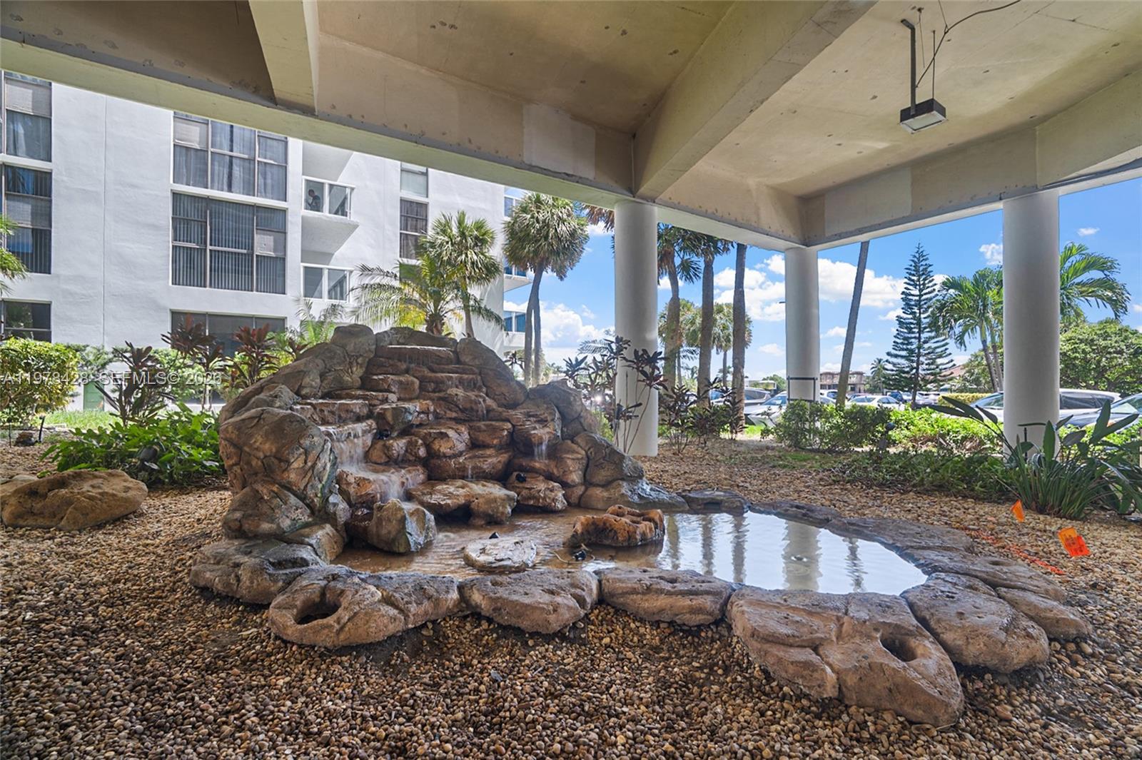 20515 E Country Club Drive 849, Aventura, FL 33180 photo 24