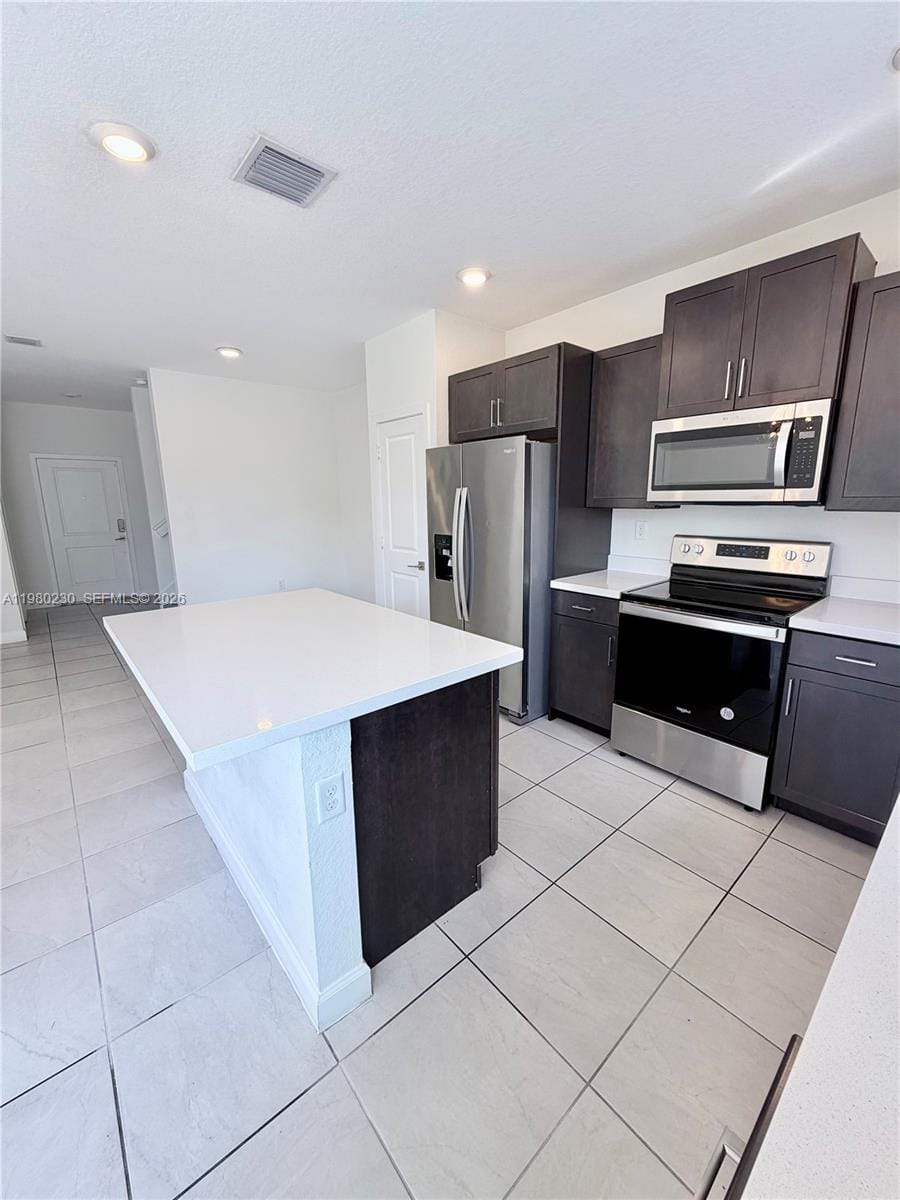 2418 SE 10th Court — photo 4