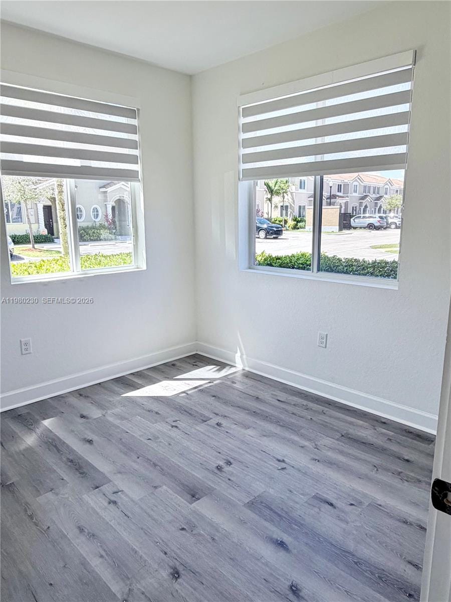 2418 SE 10th Court — photo 8