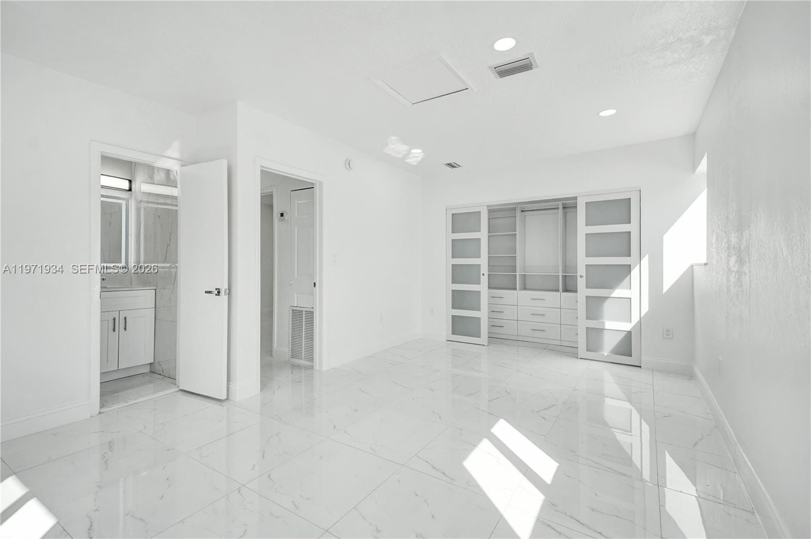 1220 NE 206th Street — photo 5