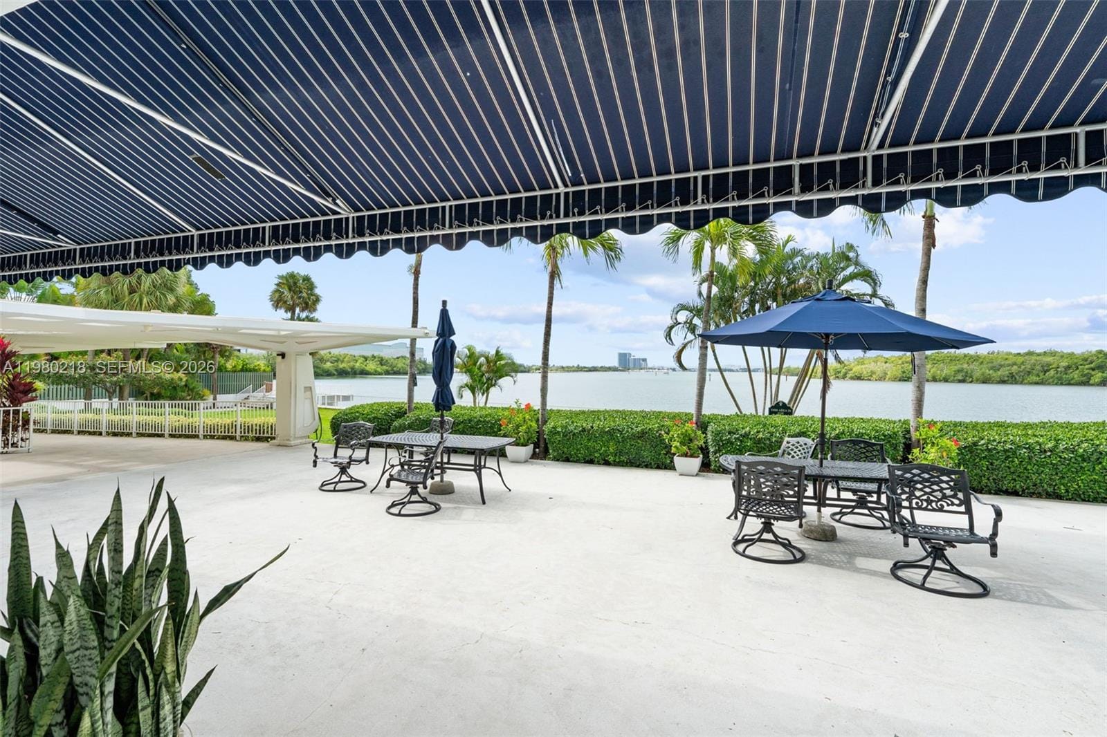 500 Bayview Drive 325 — photo 4