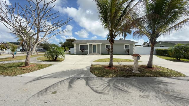 30001 SW 153rd Avenue, sold in Palmland Homes South No 7, Homestead, FL