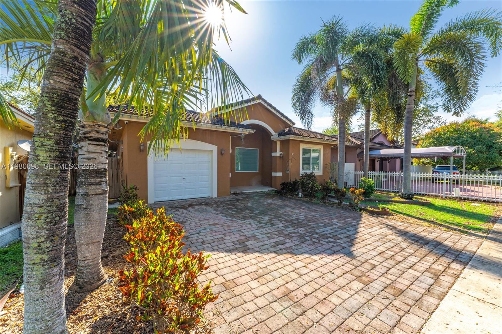 997 NE 16th Avenue, Homestead, FL 33033 photo 2