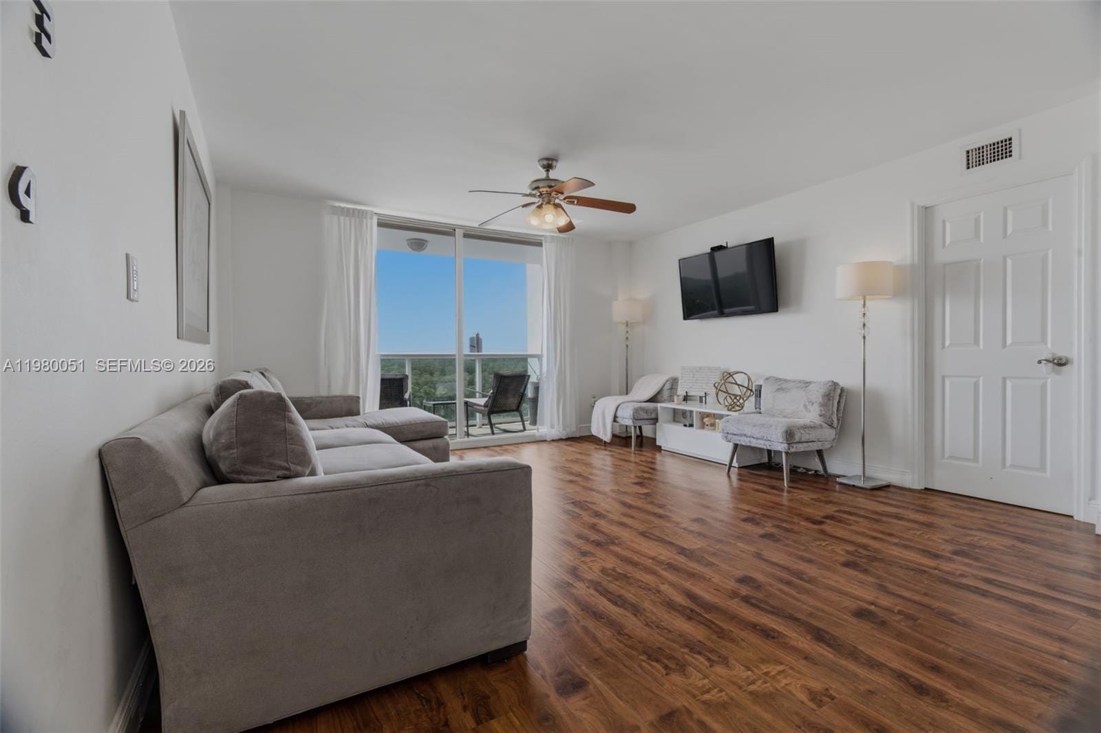 2841 NE 163rd Street 802, North Miami Beach, FL 33160 photo 13