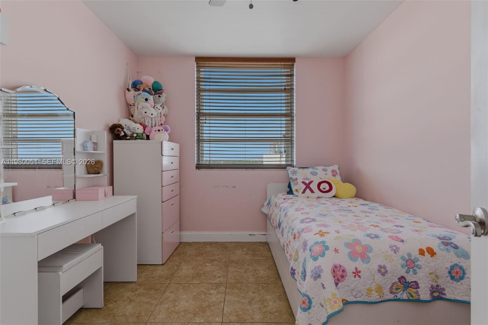 2841 NE 163rd Street 802, North Miami Beach, FL 33160 photo 20