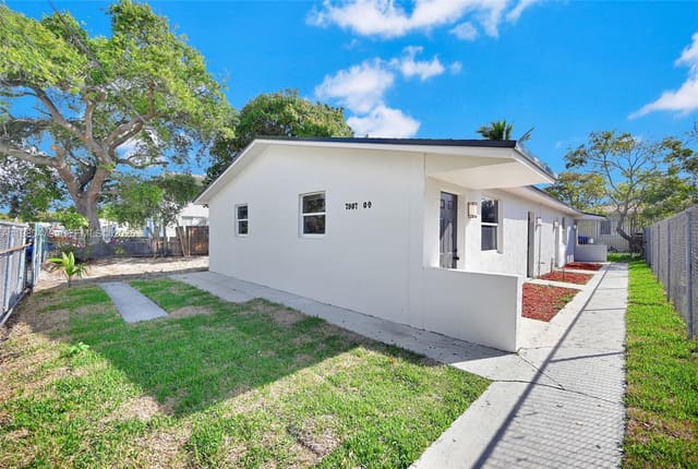 7807 NW 3rd Avenue, Miami, FL 33150