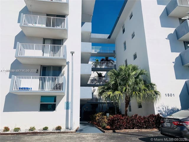 1801 S Treasure Drive 101, North Bay Village, FL 33141