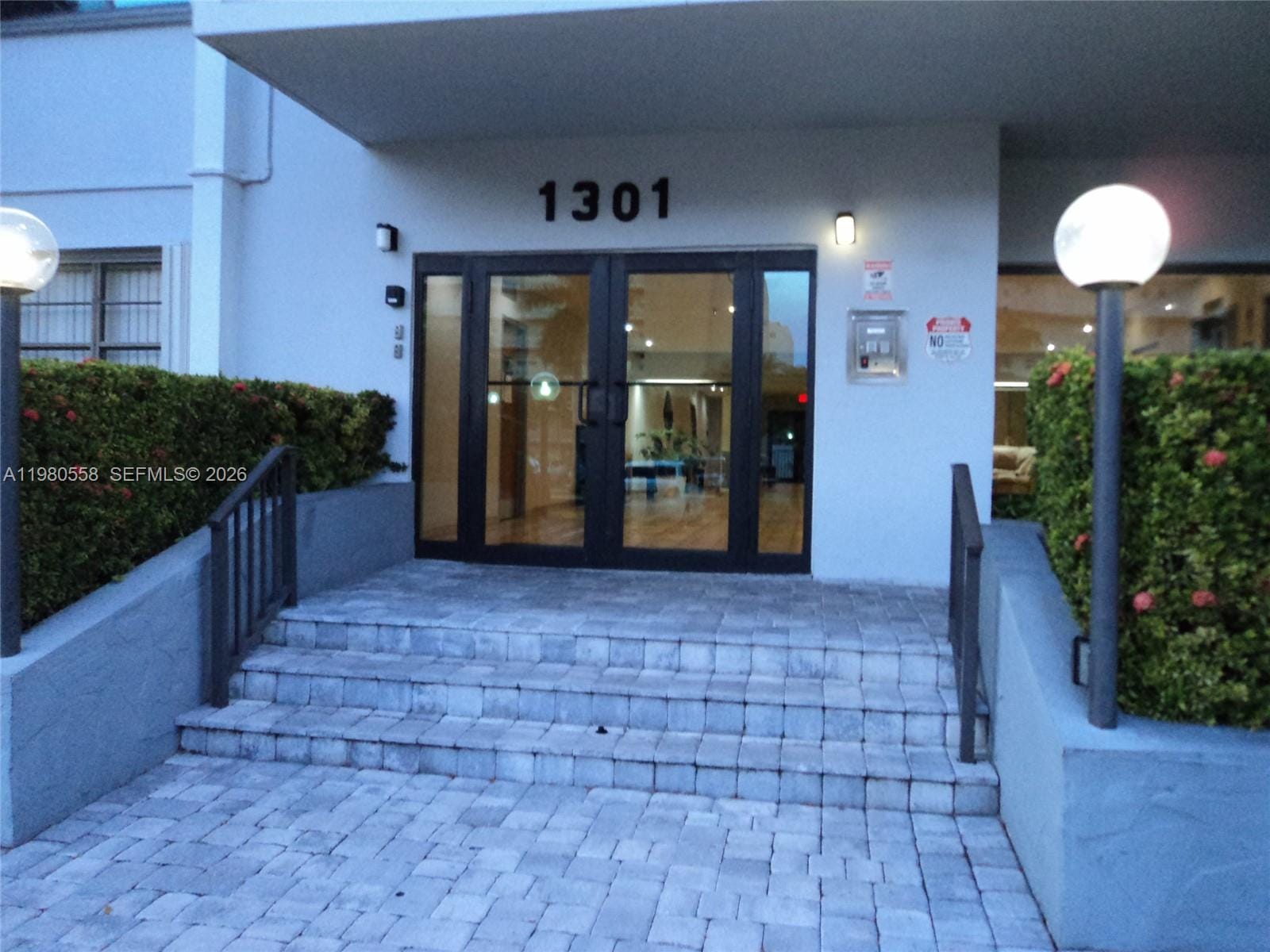 1301 NE 7th Street 511, Hallandale Beach, FL 33009 photo 2