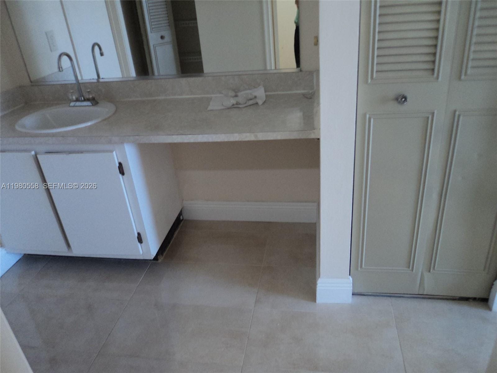 1301 NE 7th Street 511, Hallandale Beach, FL 33009 photo 13