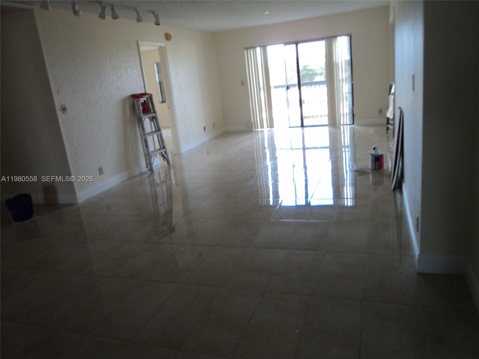 1301 NE 7th Street 511, Hallandale Beach, FL 33009 photo 4