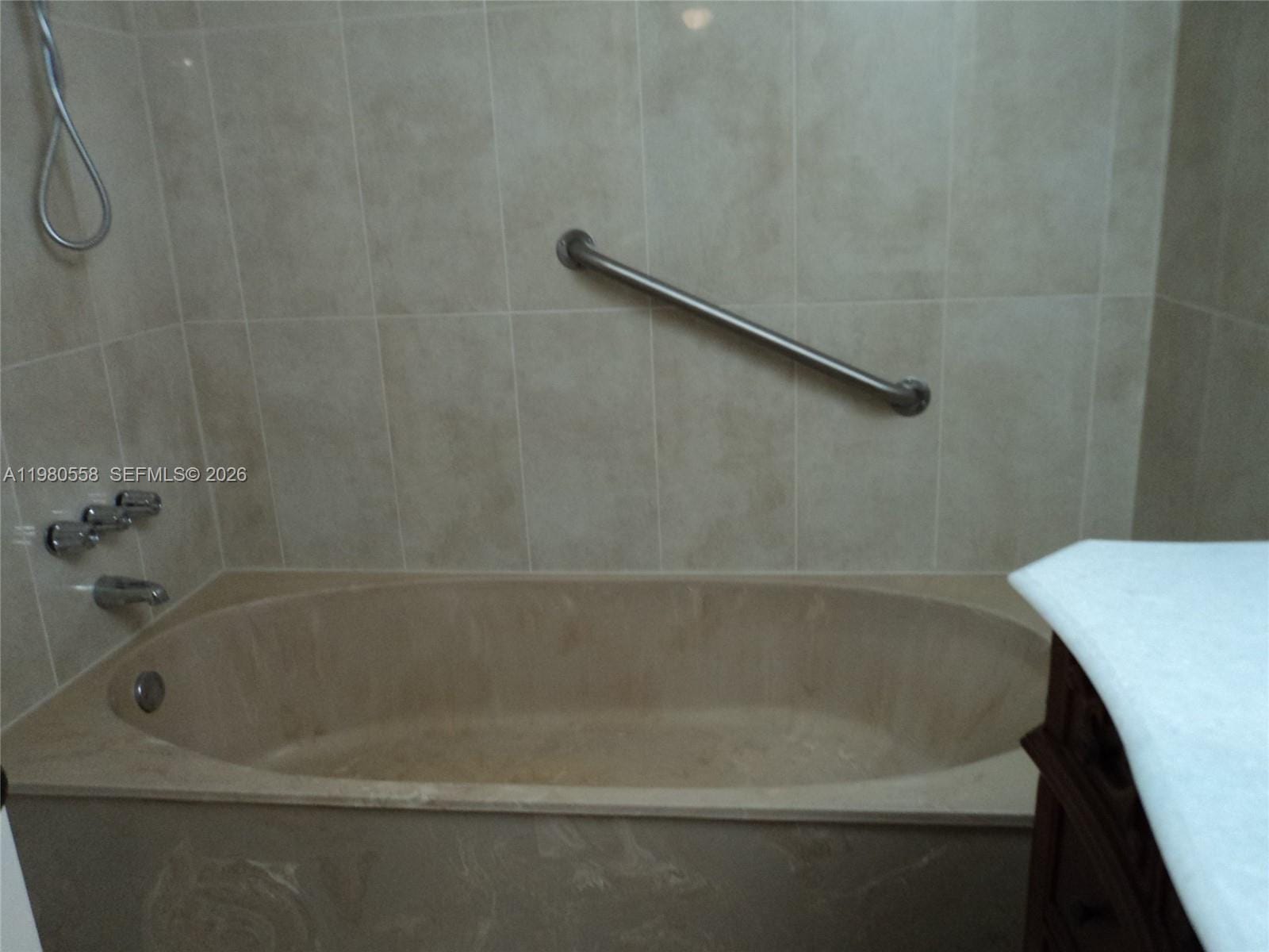 1301 NE 7th Street 511, Hallandale Beach, FL 33009 photo 9