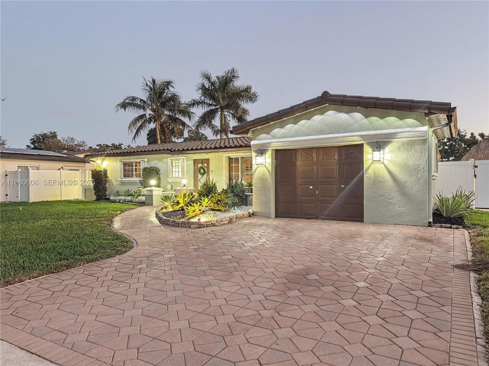 11040 NW 22nd Street — photo 4