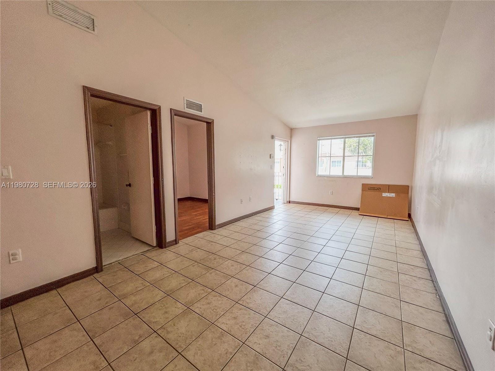 1270 SE 28th Court 202, Homestead, FL 33035 photo 4