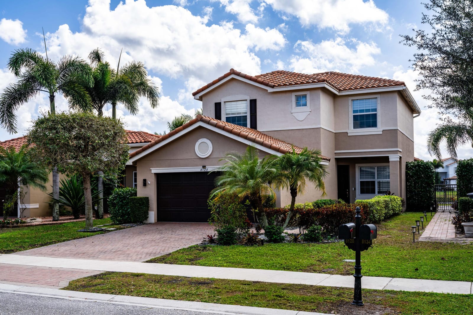 8128 Brigamar Isles Avenue, Boynton Beach, FL 33473 photo 2