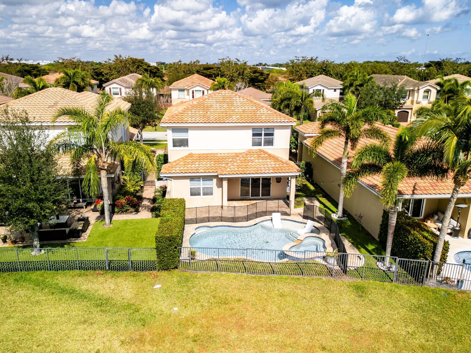 8128 Brigamar Isles Avenue, Boynton Beach, FL 33473 photo 9