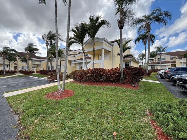 2516 SE 19th Place 208-A, Homestead, FL 33035