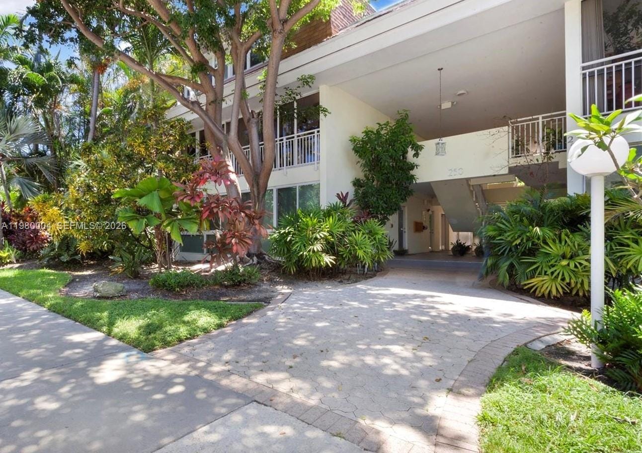 260 Sunrise Drive H — photo 3