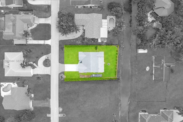 11280 NW 26th Street, Plantation, FL 33323