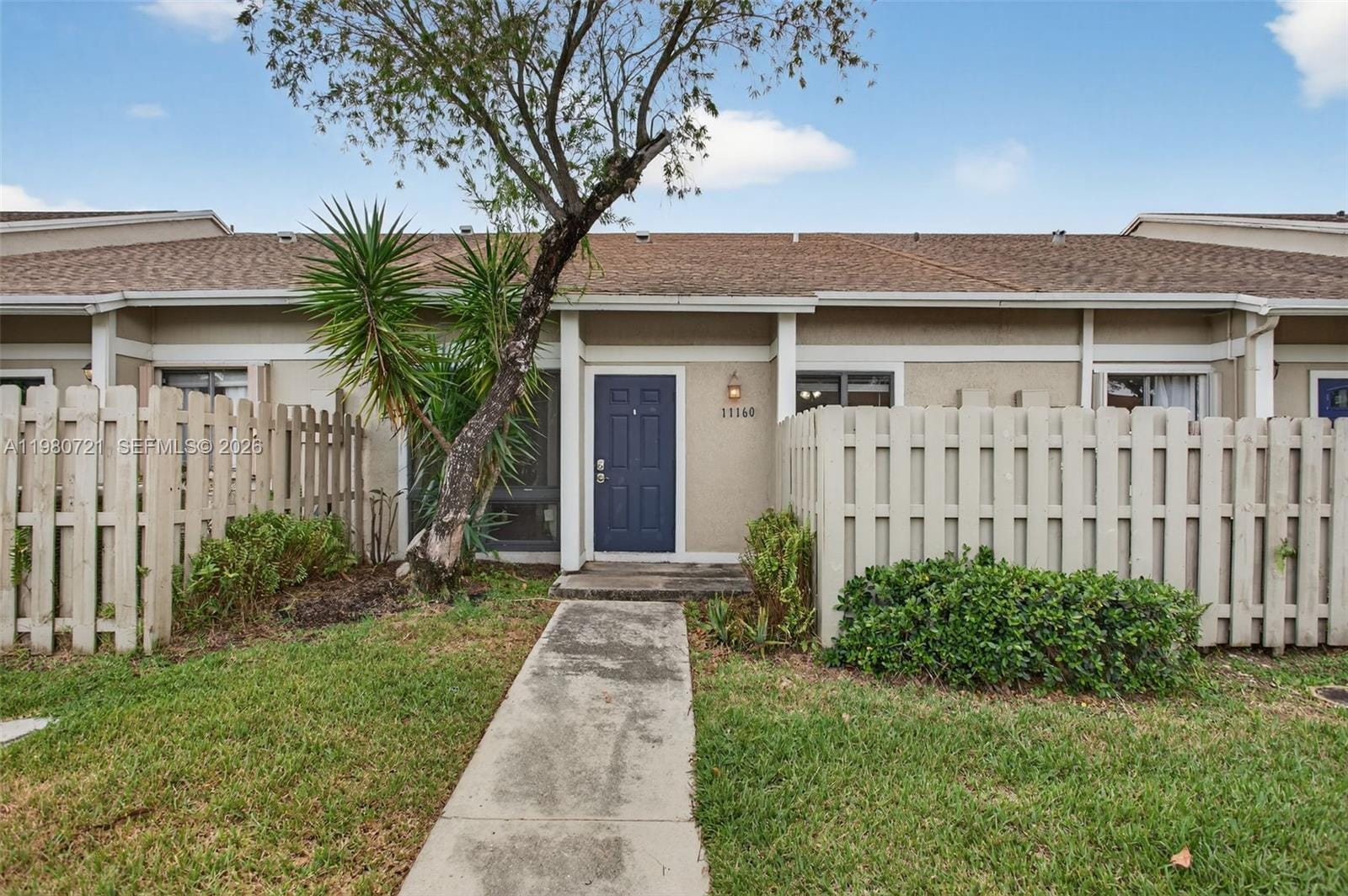 11160 NW 37th Street — photo 2