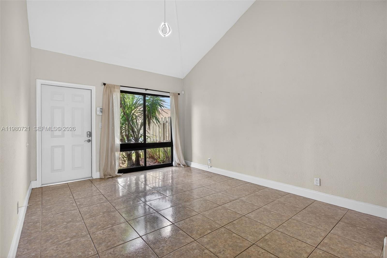 11160 NW 37th Street — photo 12