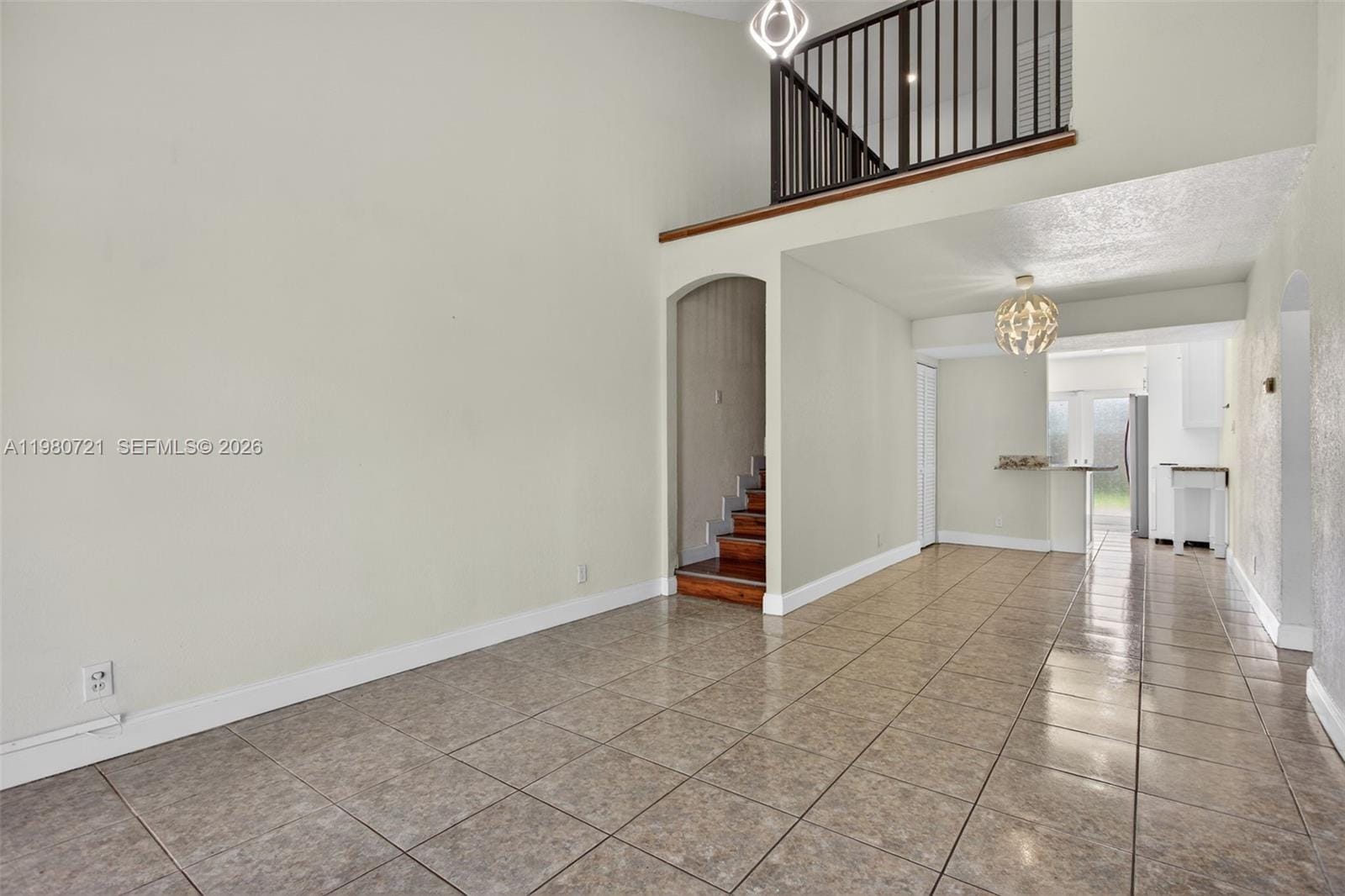 11160 NW 37th Street — photo 4
