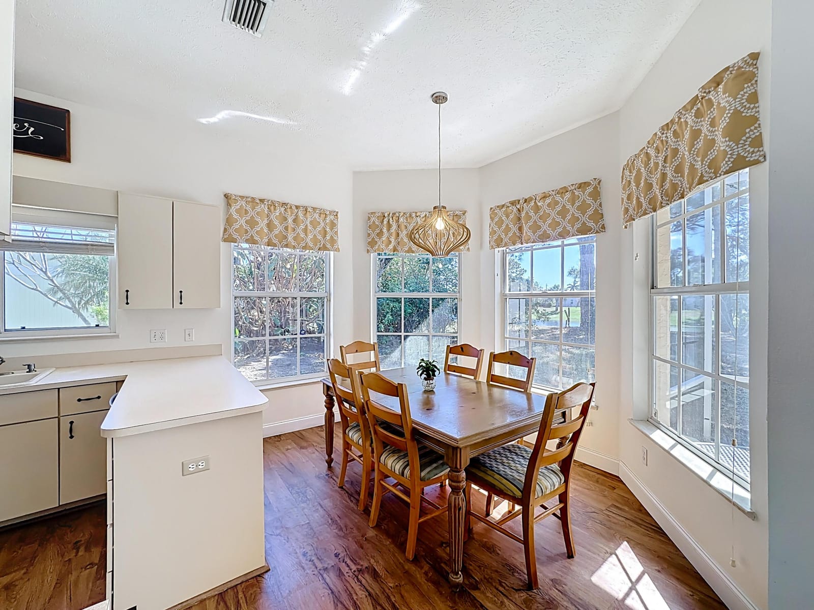 2342 SE Grand Drive — photo 10