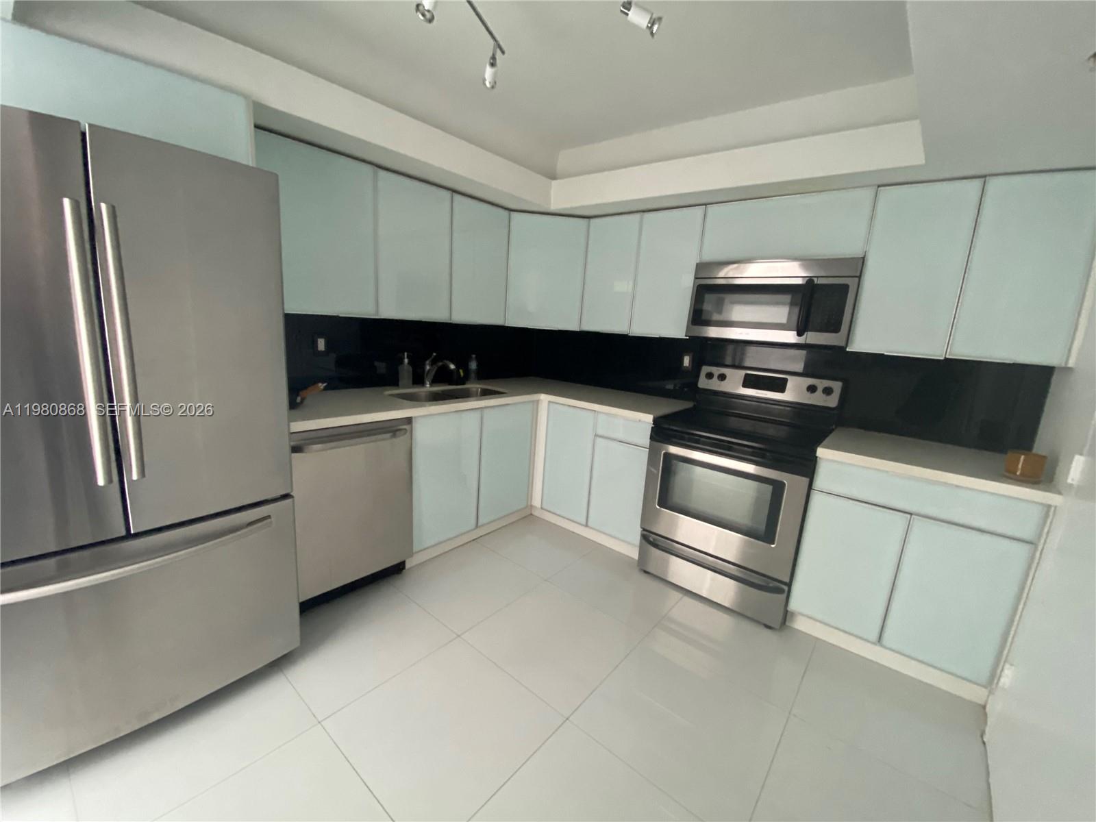 2780 NE 183rd Street 909, Aventura, FL 33160, Aventura