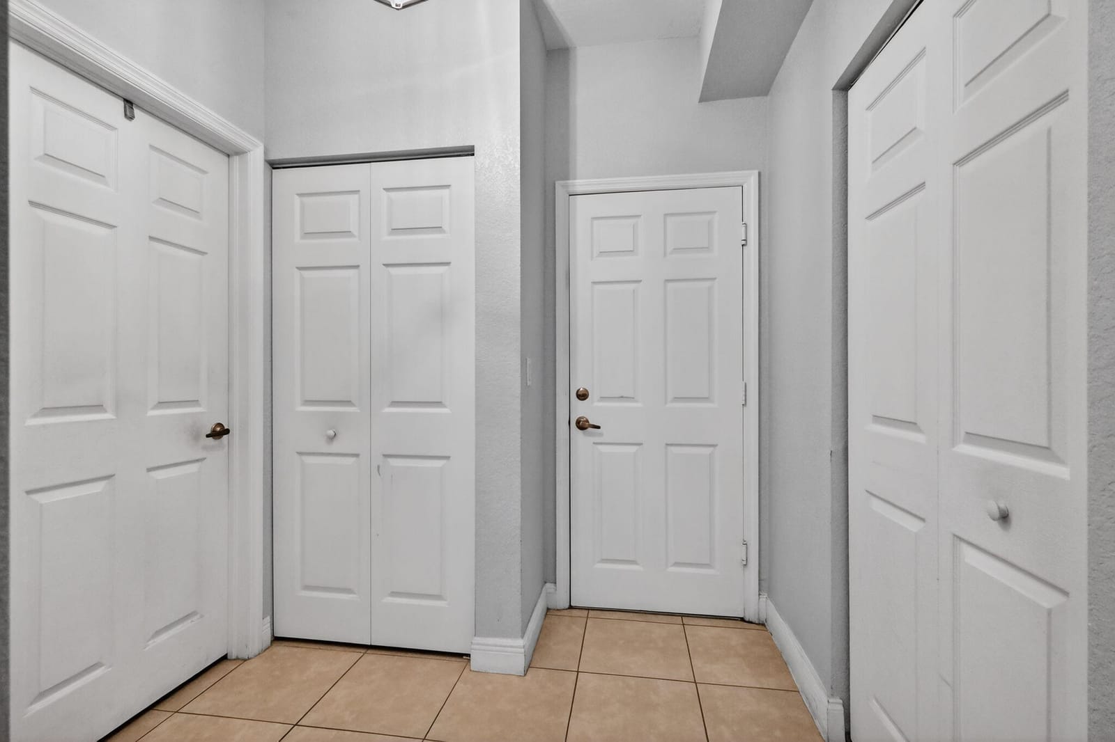 2561 SW 119th Way 1608, Miramar, FL 33025 photo 3