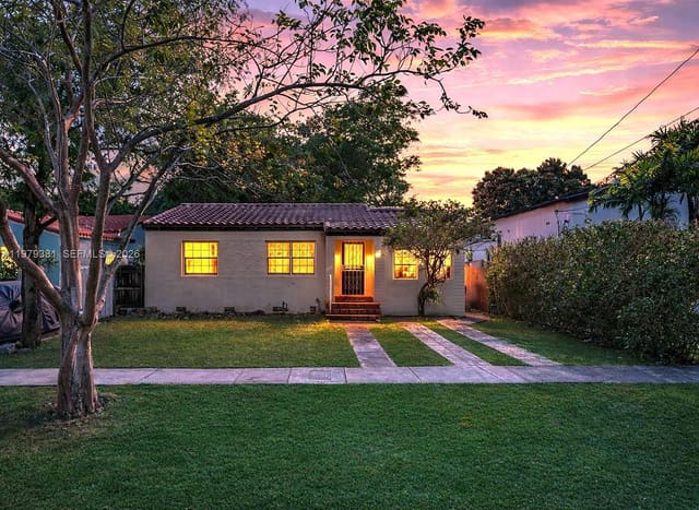 2508 SW 19th Terrace, sold in Grapeland Park, Miami, FL