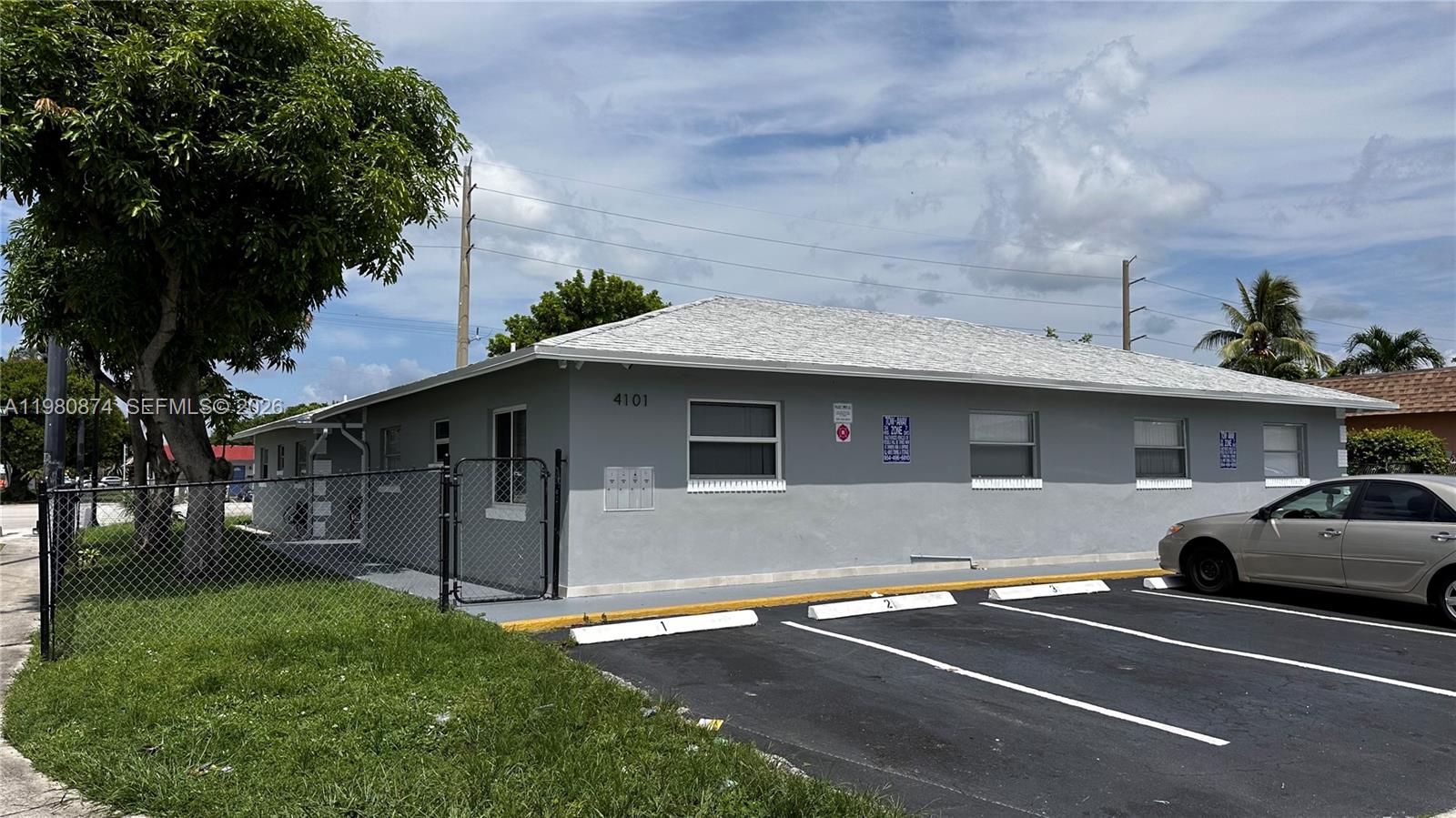 4101 NW 30th Terrace, Lauderdale Lakes, FL 33309, Lauderdale Lakes