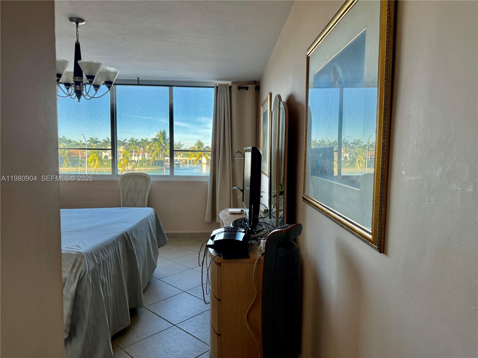 5005 Collins Avenue 304, Miami Beach, FL 33140, Miami Beach