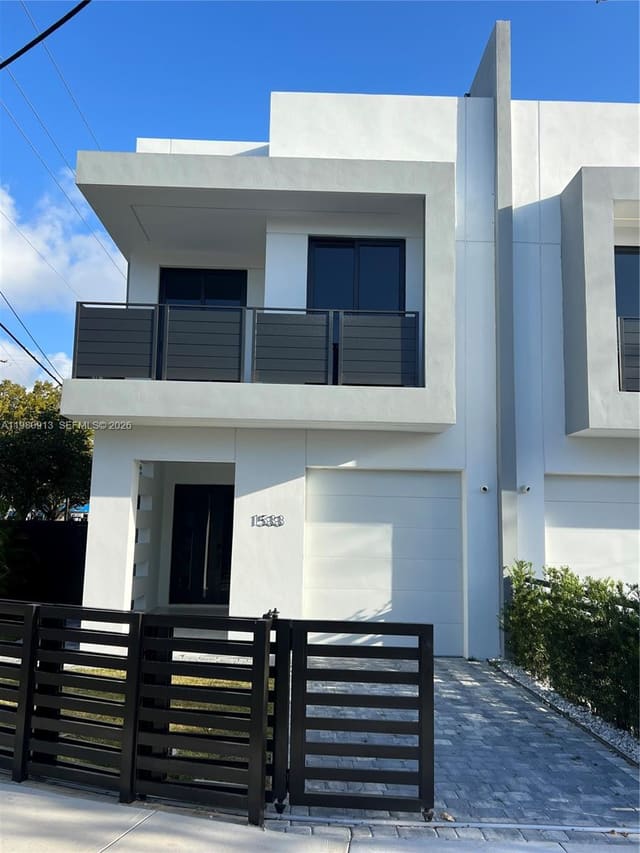 1533 SW 22 Terrace, sold in East Shenandoah, Miami, FL