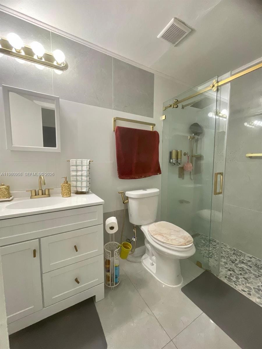 4518 NW 185th Street — photo 11