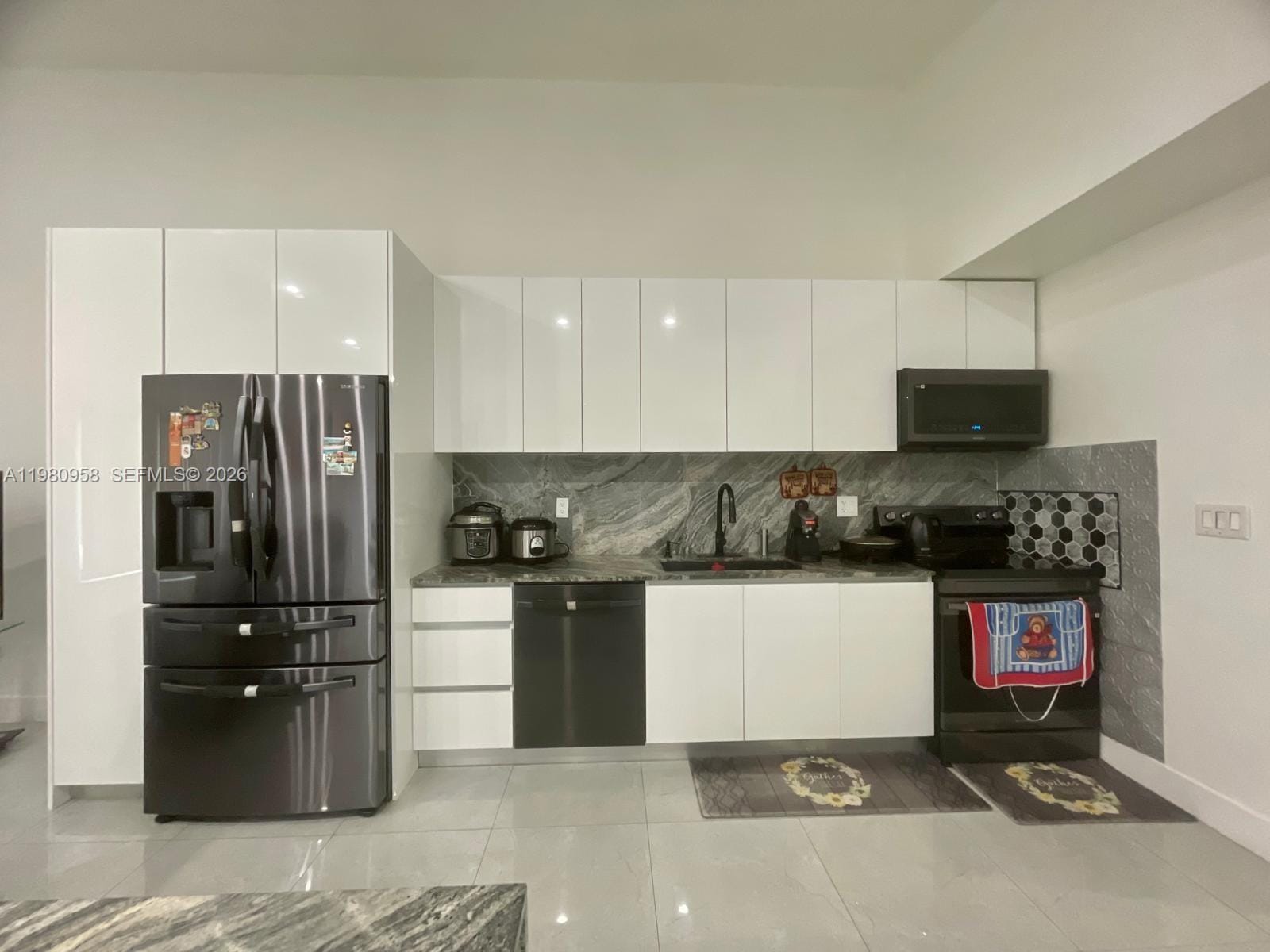 4518 NW 185th Street — photo 8