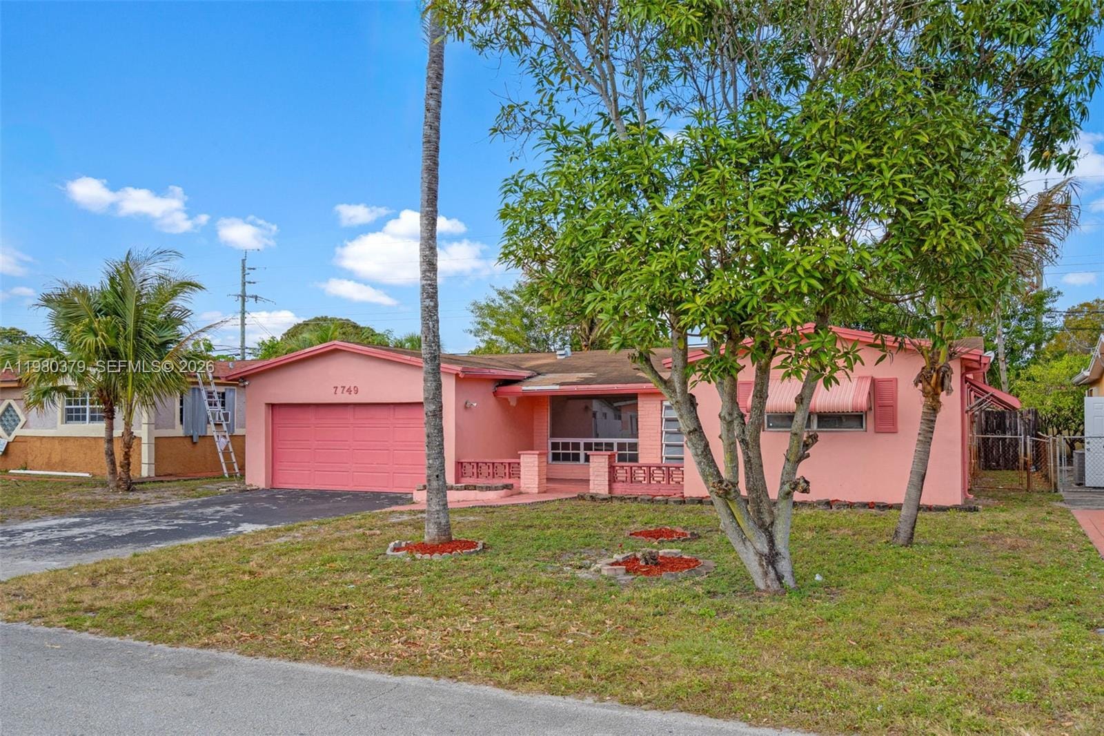 7749 Fairway Boulevard, Miramar, FL 33023 photo 2