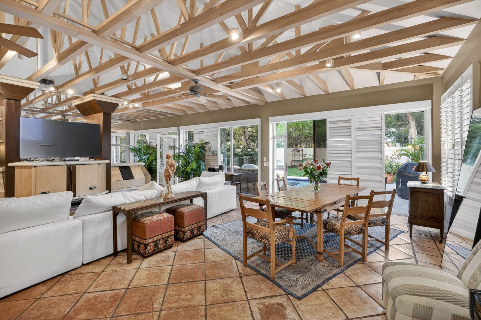 217 E Tall Oaks Circle, Palm Beach Gardens, FL 33410 photo 13