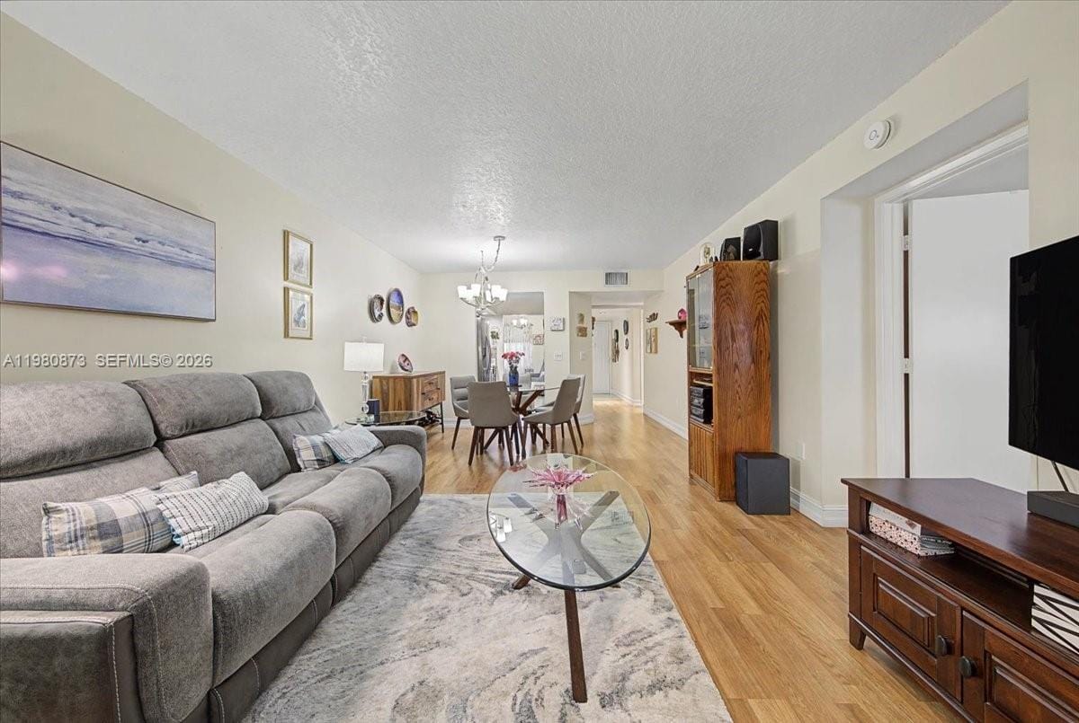 1600 SW 127th Way 102C — photo 4