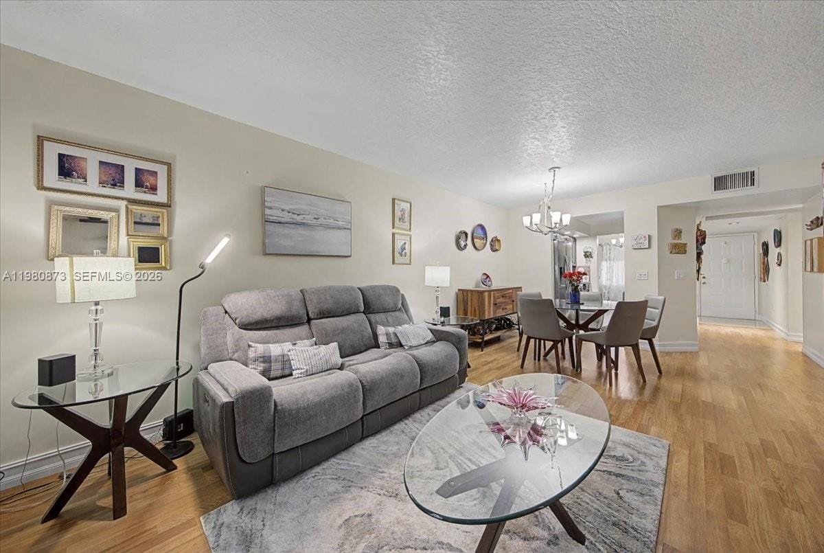 1600 SW 127th Way 102C — photo 5