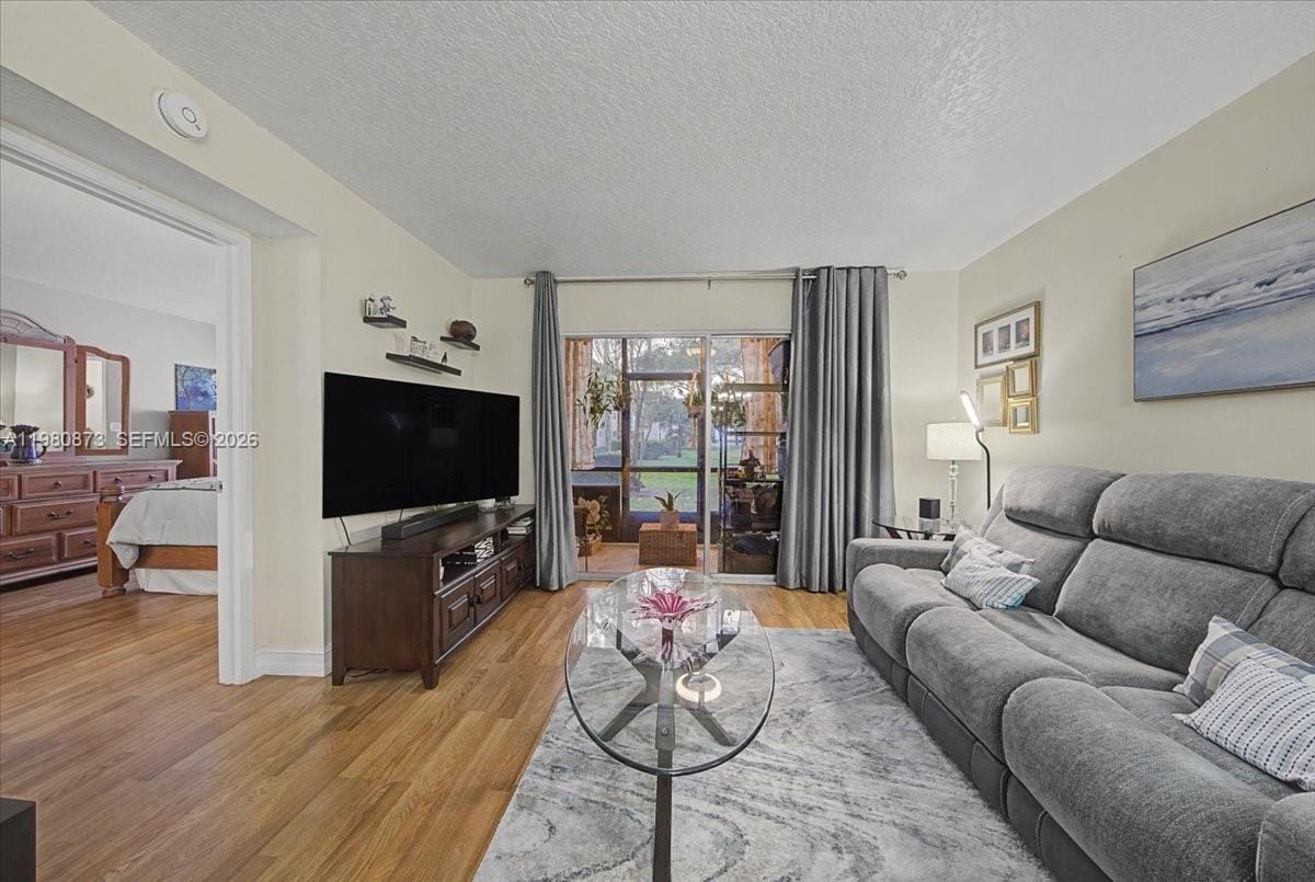 1600 SW 127th Way 102C — photo 6