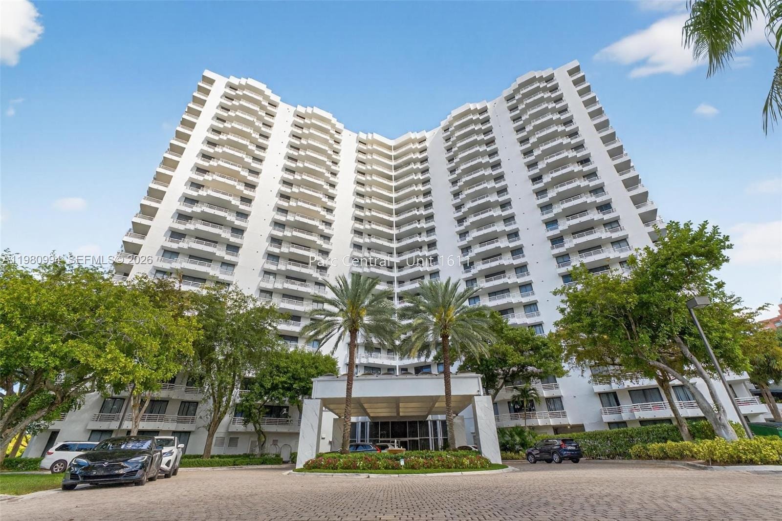 3300 NE 192nd Street 1611, Aventura, FL 33180 photo 1