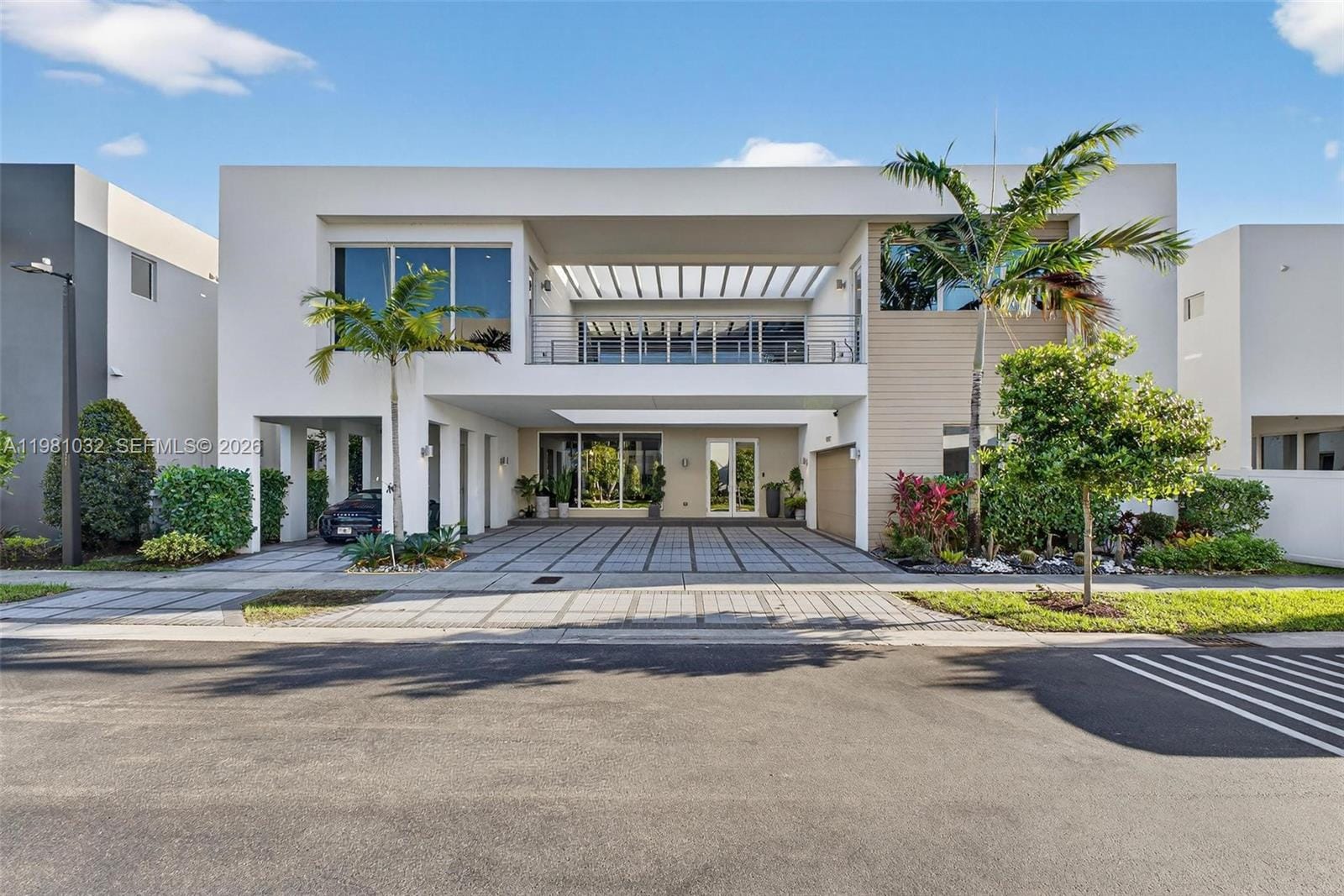 10292 NW 75th Terrace, Doral, FL 33178