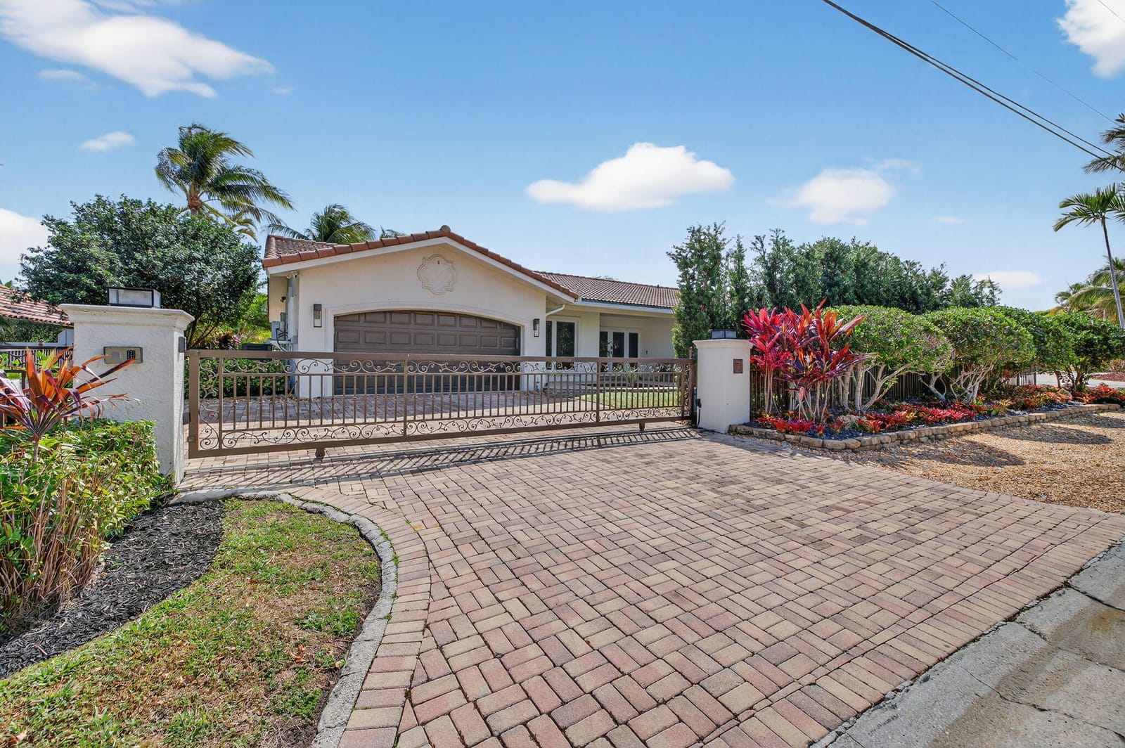 2760 NE 55th Street, Fort Lauderdale, FL 33308 photo 2