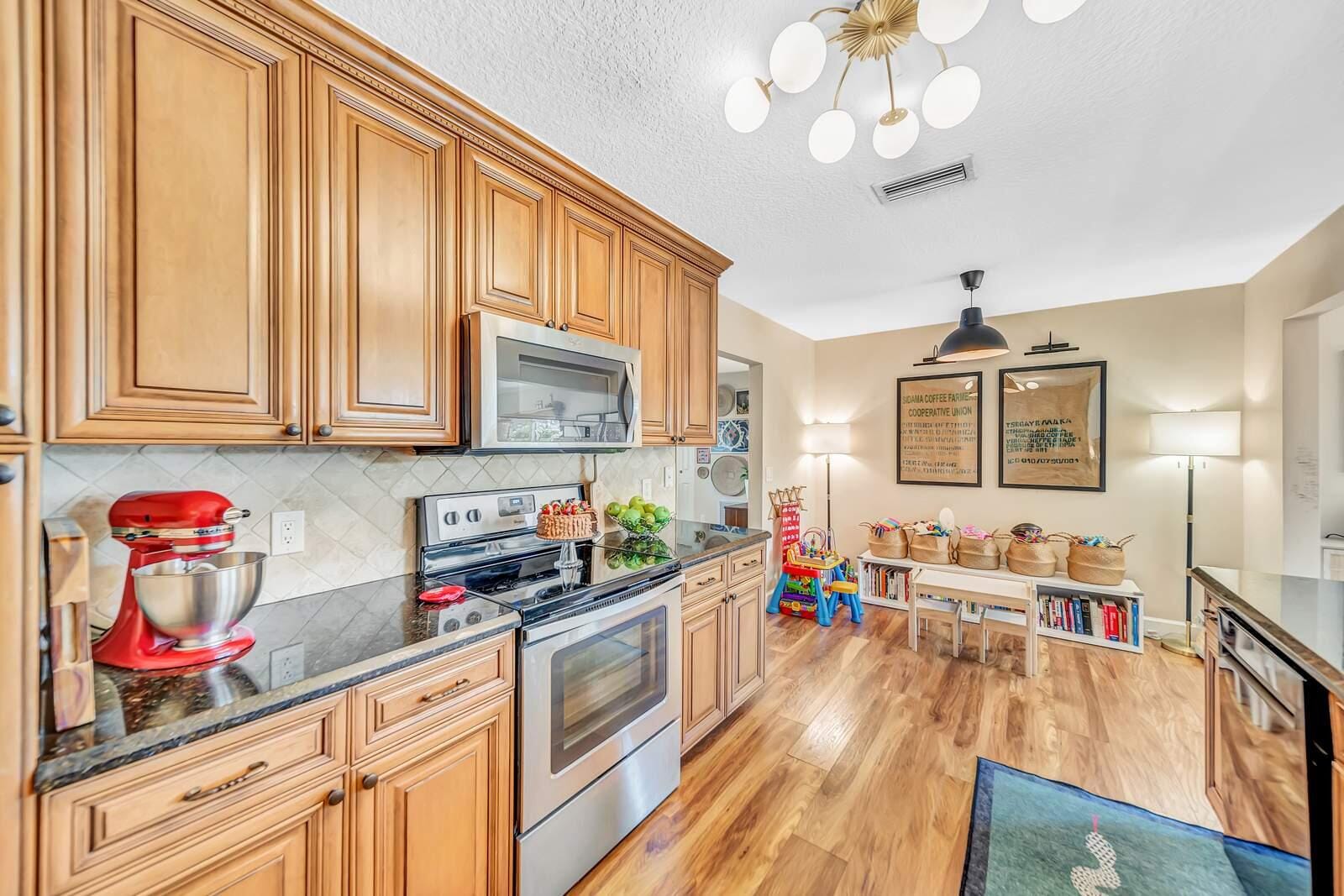 9298 Affirmed Lane, Boca Raton, FL 33496 photo 14