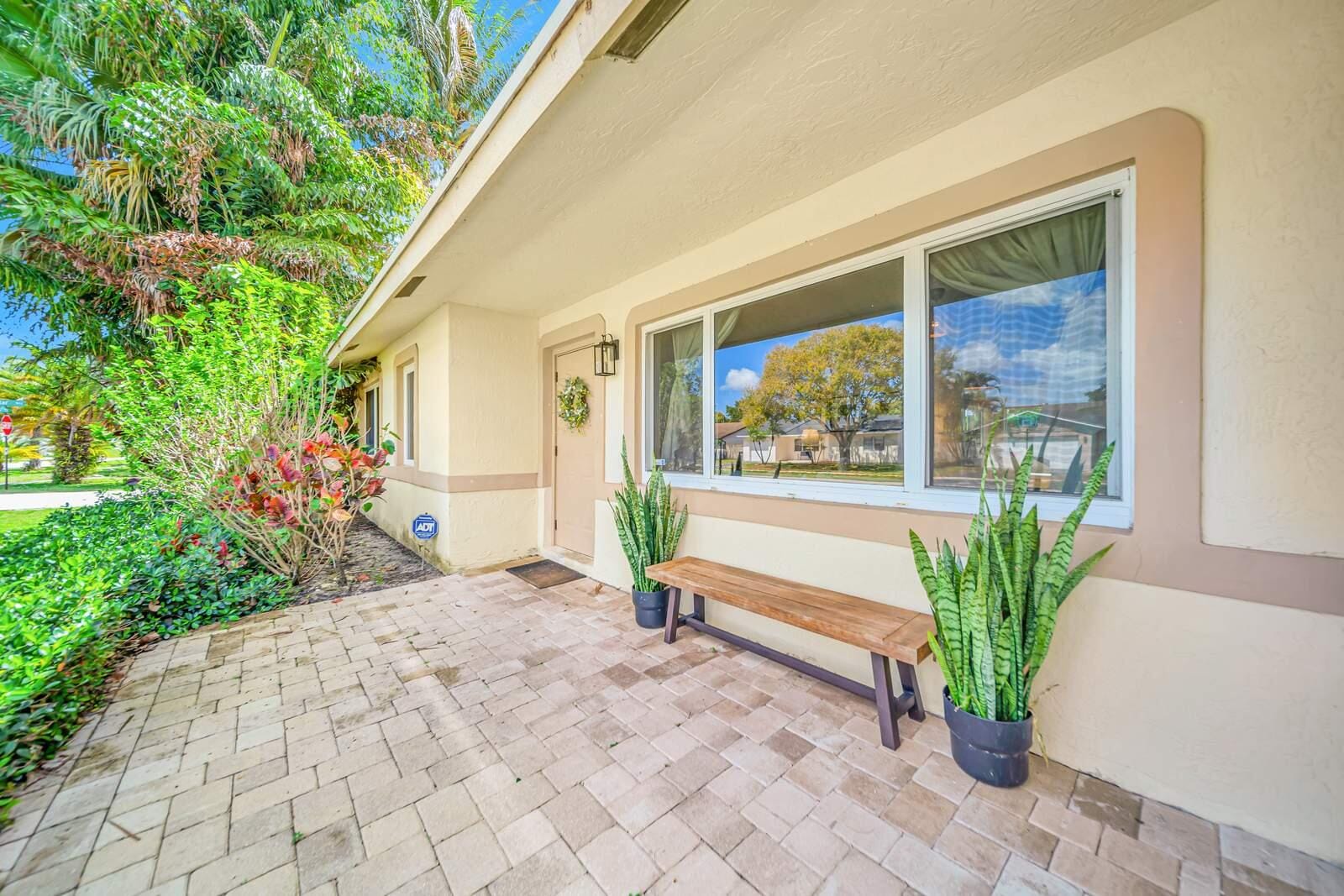 9298 Affirmed Lane, Boca Raton, FL 33496 photo 4