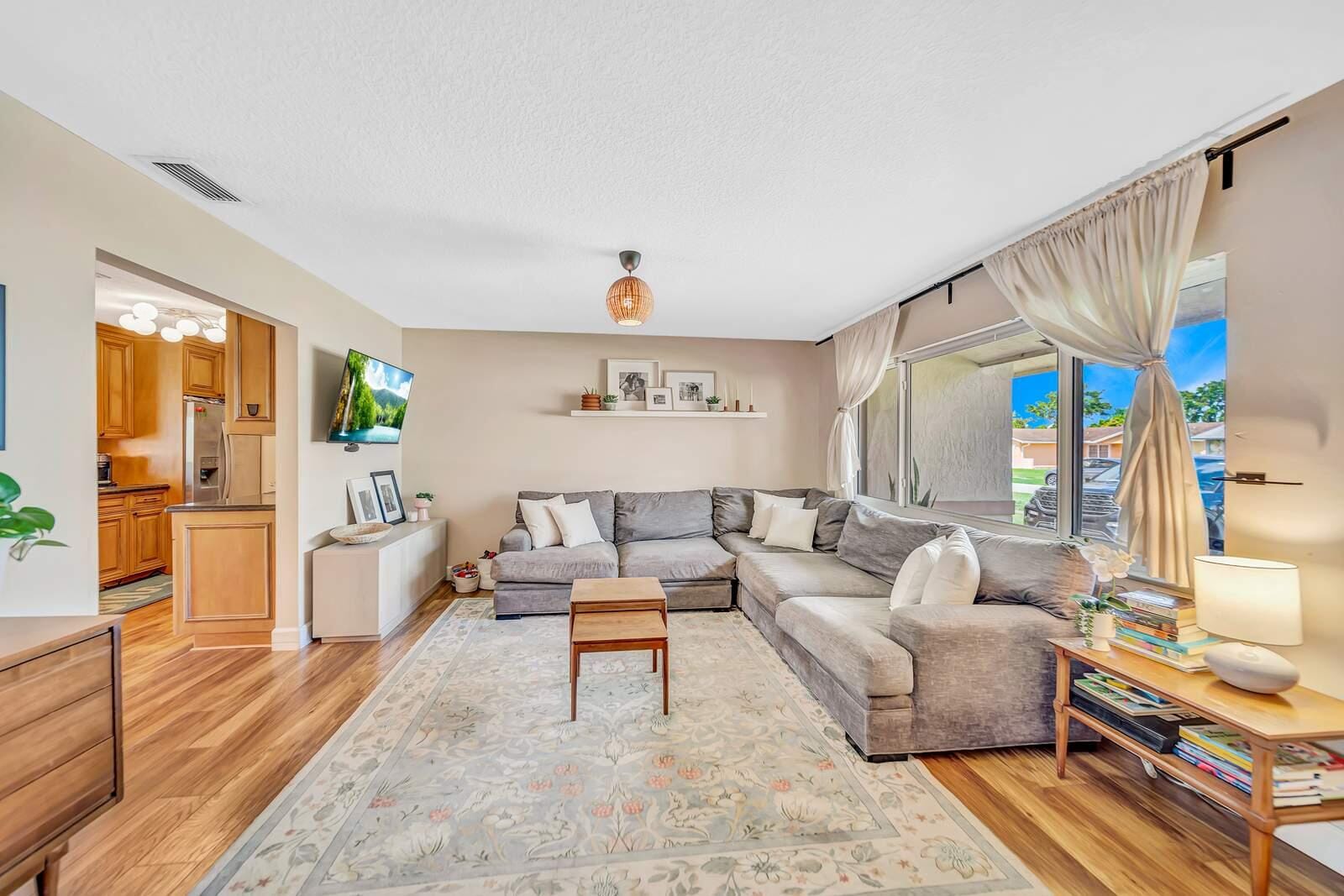 9298 Affirmed Lane, Boca Raton, FL 33496 photo 6