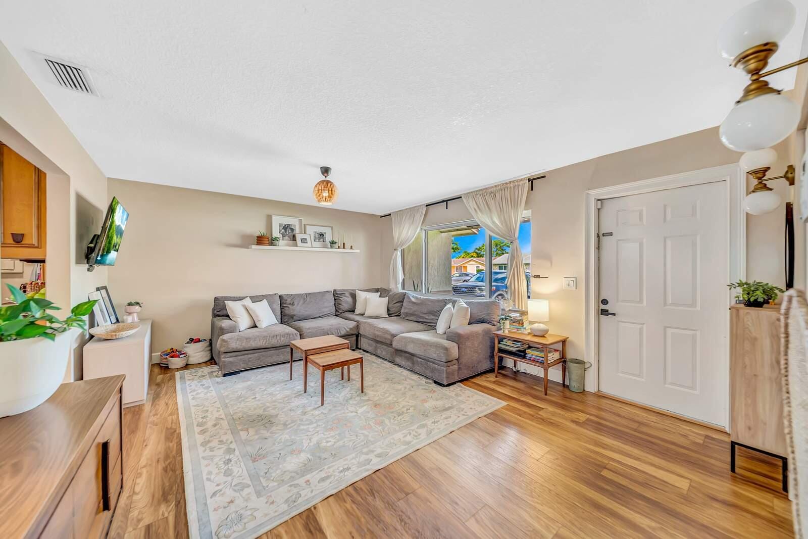 9298 Affirmed Lane, Boca Raton, FL 33496 photo 7
