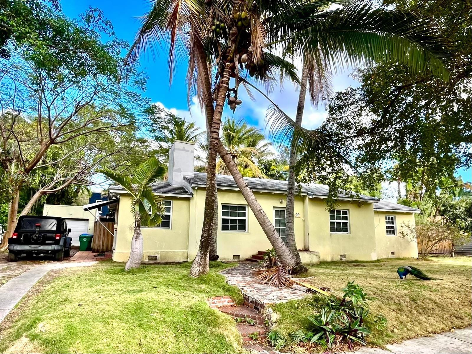 901 NW 10th Court, Miami, FL 33136 photo 2