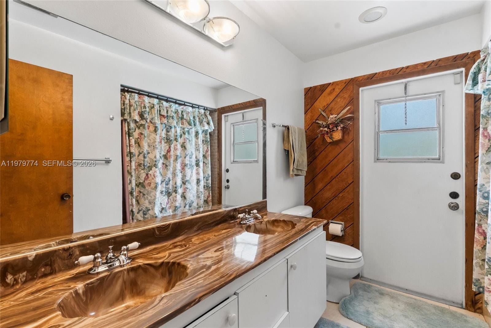 8310 SW 26th Place, Davie, FL 33328 photo 15