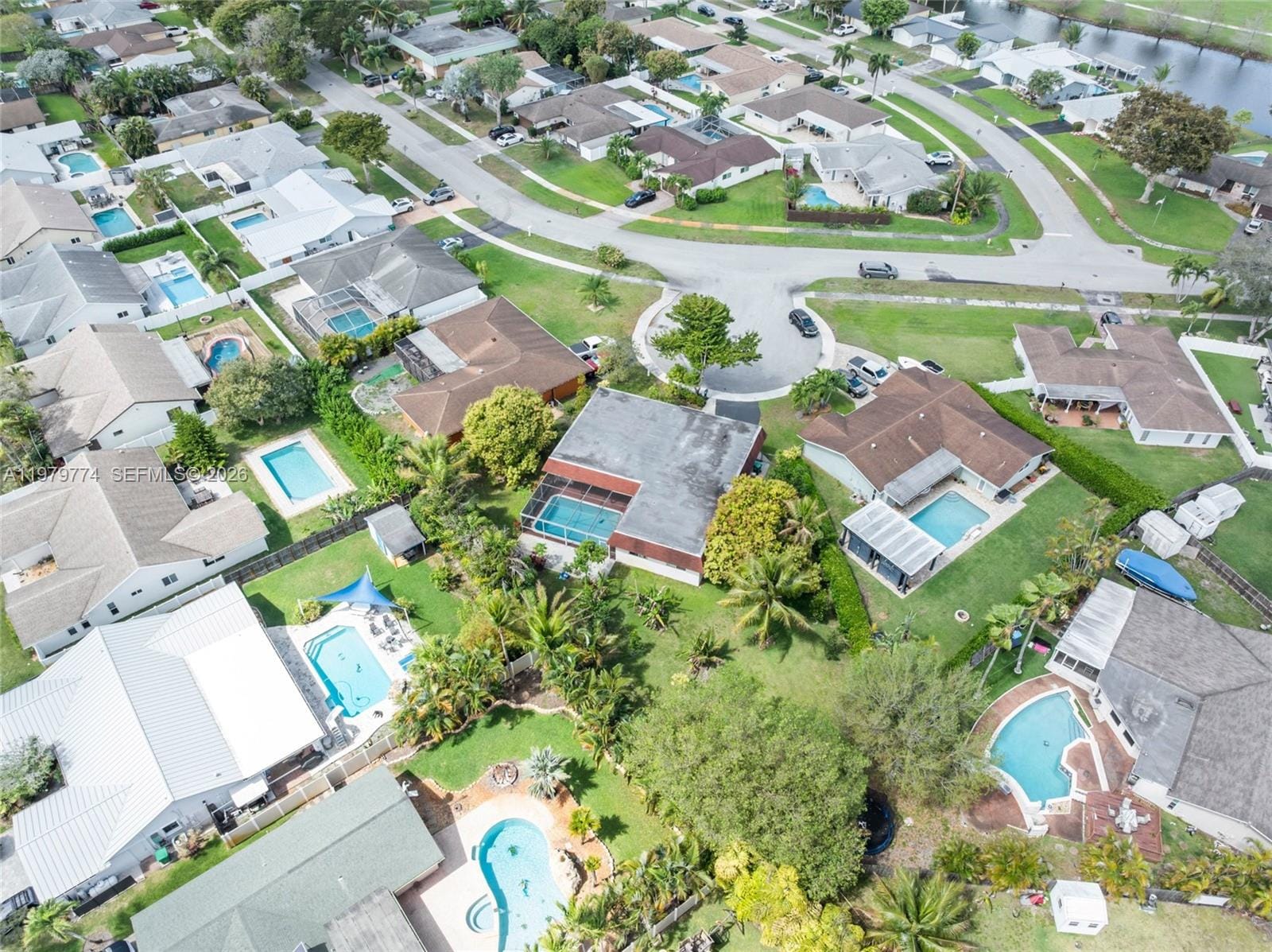 8310 SW 26th Place, Davie, FL 33328 photo 23